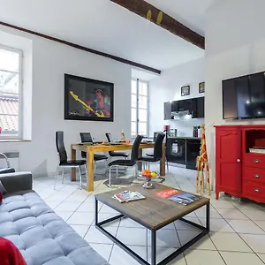Ste Reparate F4 Moderne, Design, Place Rossetti, Heart Old Town , Nice France